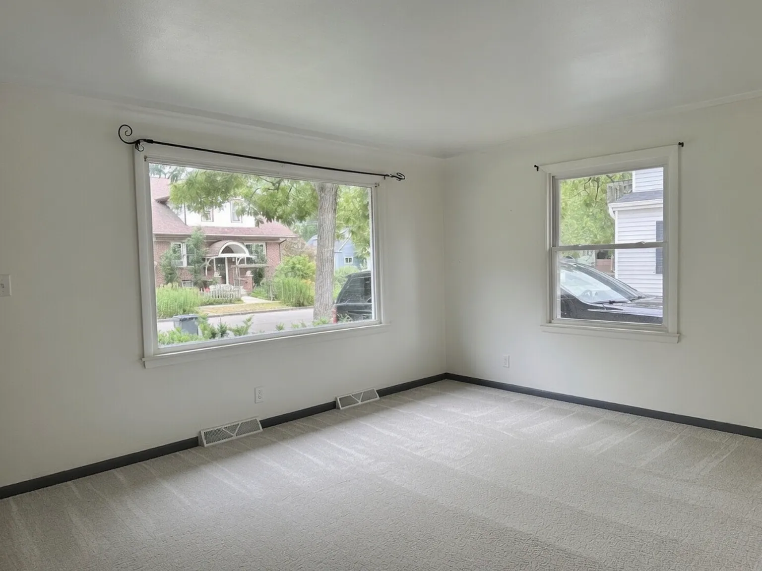 2 bed, 850 sqft, $1,000 — Photo 3