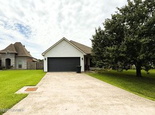 114 Sandhill Crane Dr, Lafayette, LA 70508
