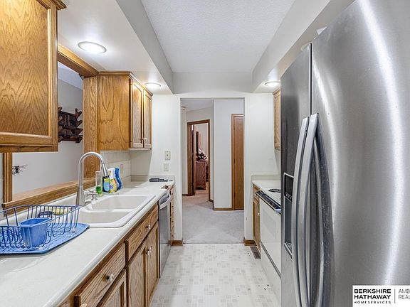 5th image of 4910 Sinclair Ct
