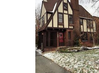 2432 Loyola Rd, University Heights, OH 44118