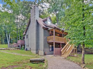 70 Indigo Dr, Ellijay, GA 30540
