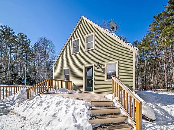 3rd image of 12 Loring Drive