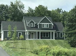 10 Winnicut Rd, North Hampton, NH 03862