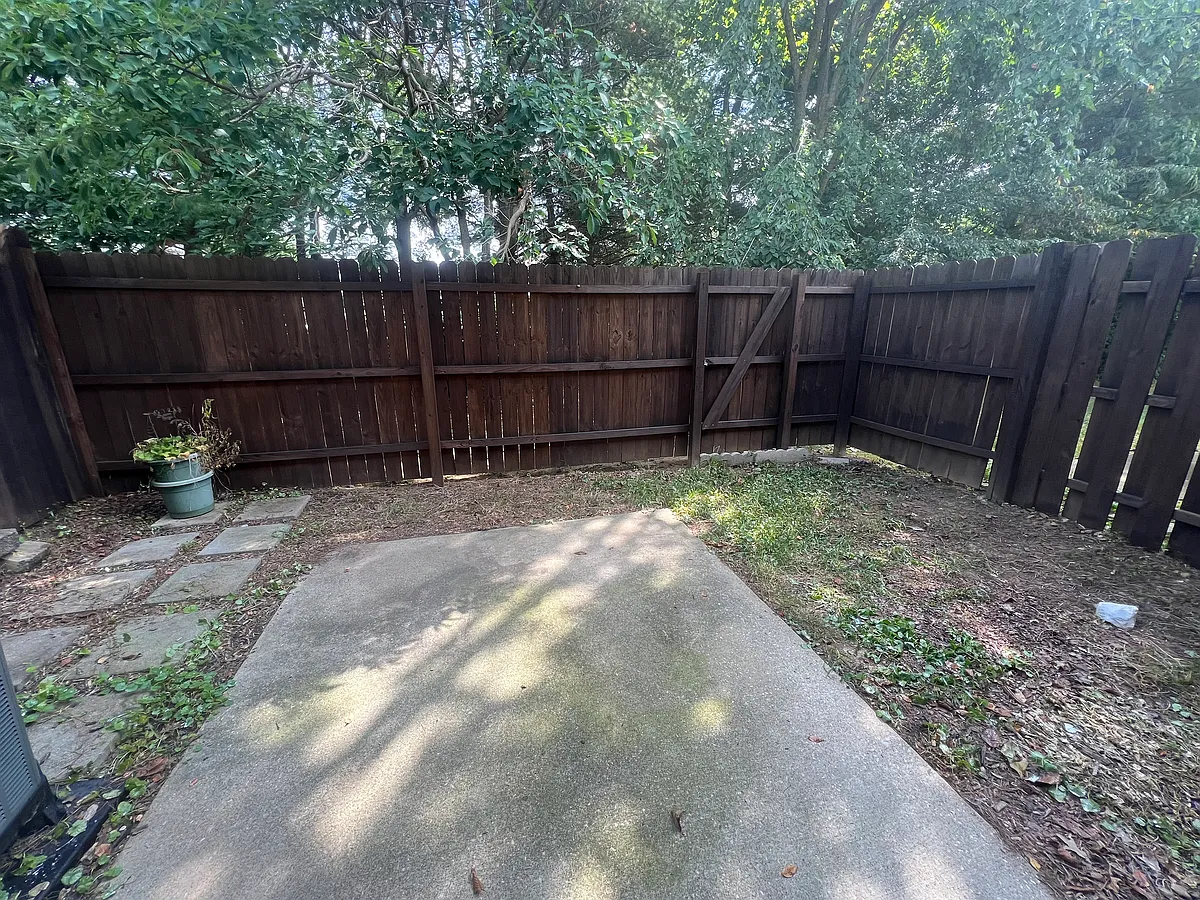Building Photo - 3447 S Oaklawn Cir