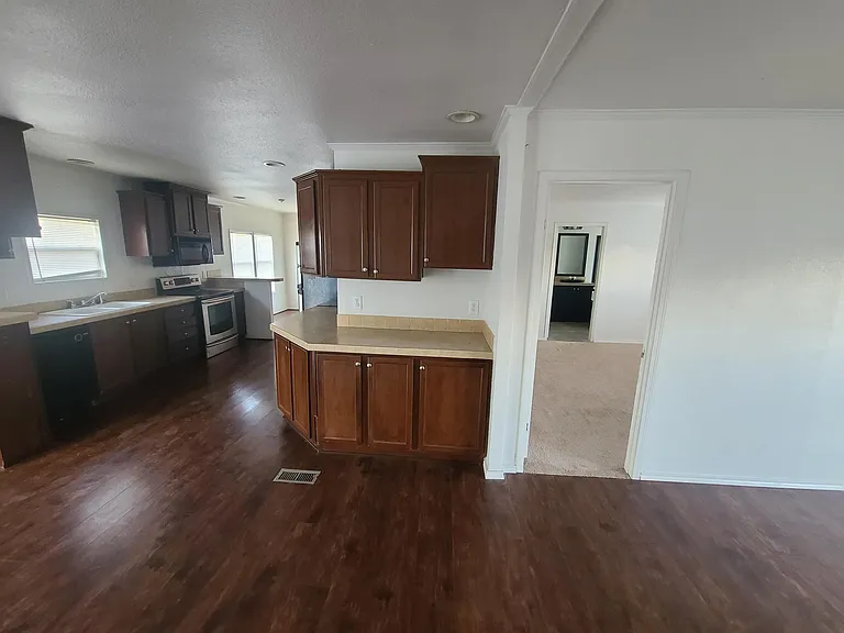 3453 Rhea Ct — Photo 10