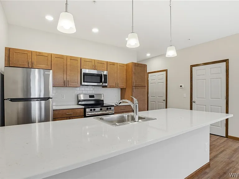 1130 Orchard Park Rd — Photo 8