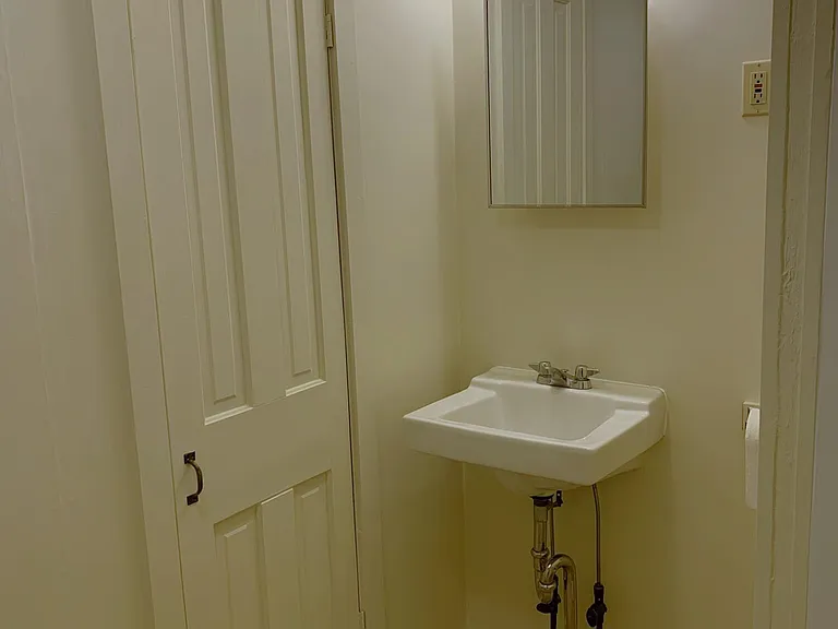 438 High St #1 — Photo 12