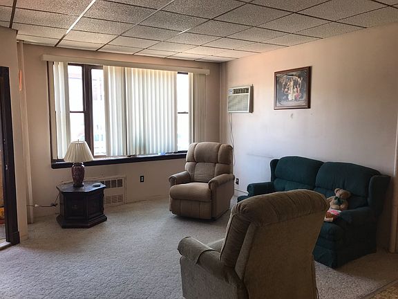 4th image of 8666 15th Ave