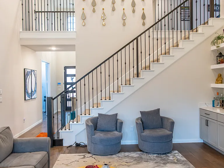 1700 Hydrangea Ln — Photo 32