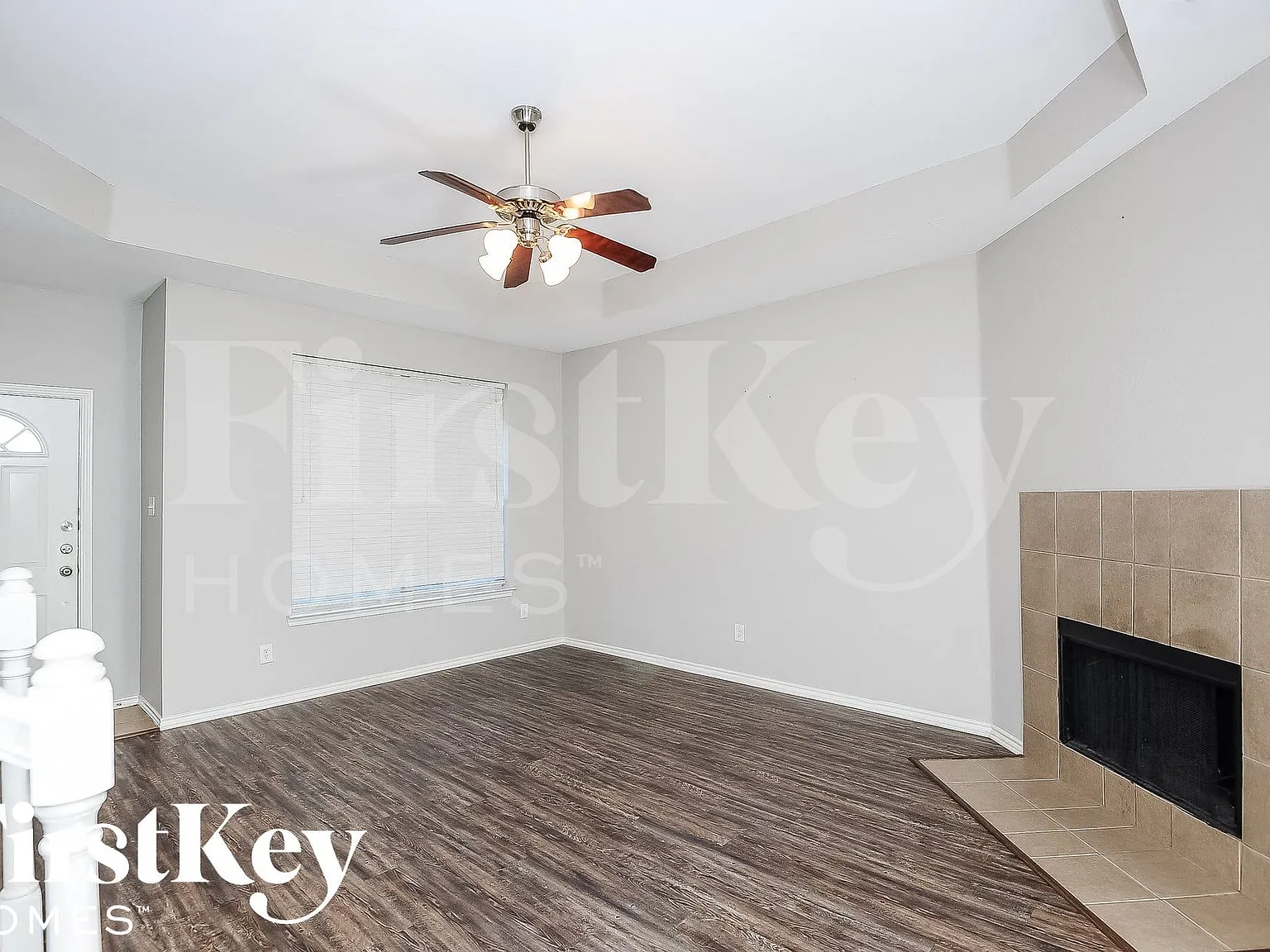 4 bed, 2.0 bath, 1853 sqft, $2,320 — Photo 4