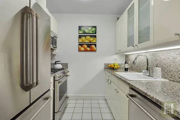Sold by Halstead Real Estate | media 2