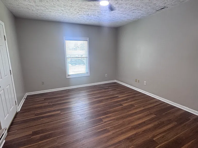 7363 Hyannis Dr — Photo 19