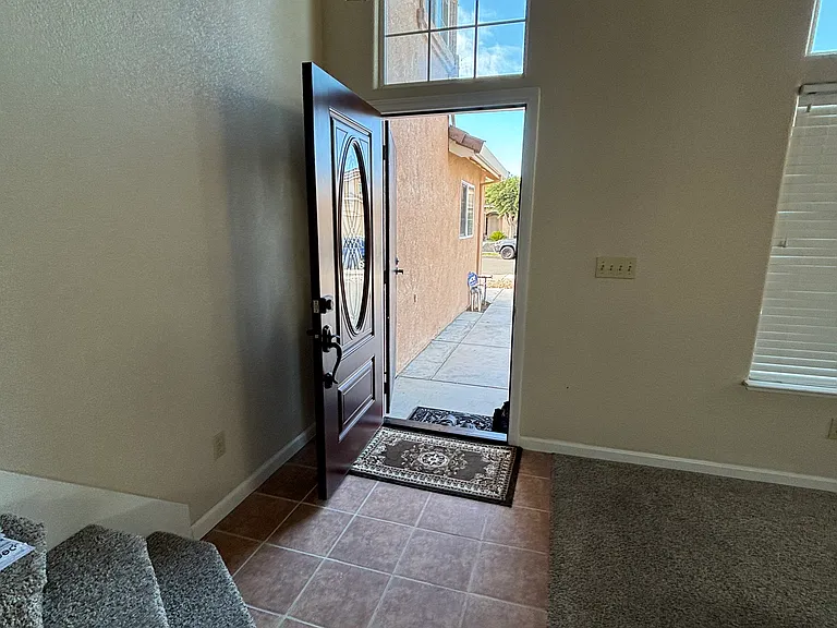 1017 Sun Meadow Dr — Photo 15