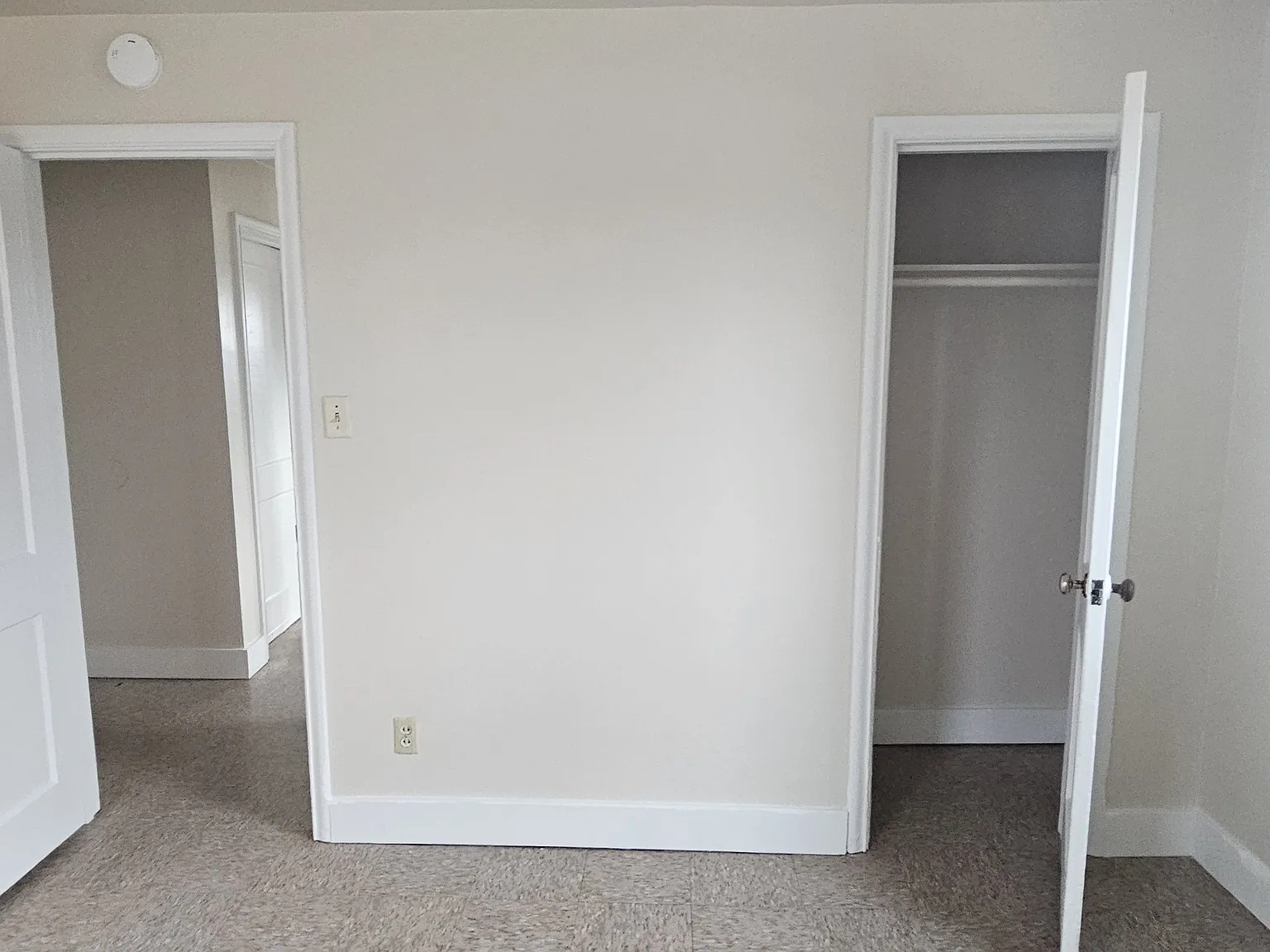 2 bed, $875 — Photo 2