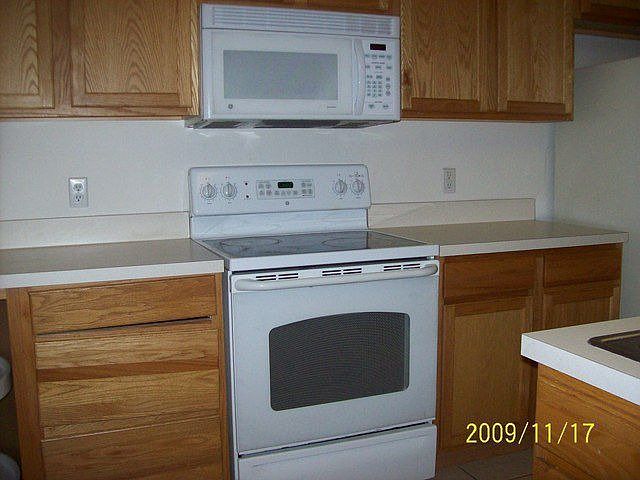 2nd image of 3320 Sabal Palm Dr