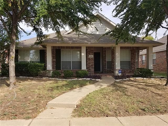 1st image of 1722 River Oaks Dr