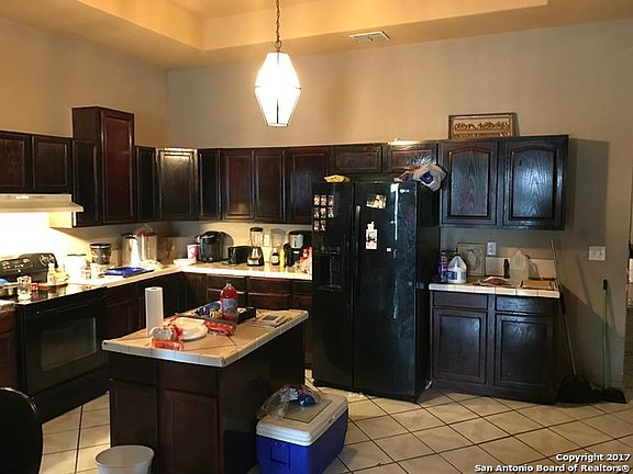 3rd image of 1246 Crystal St