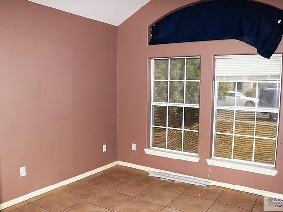 5th image of 1111 Sundown Cir