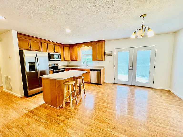 95 Amber Woods Dr — Photo 5