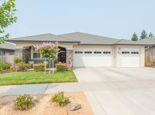 1960 Bancroft Dr, Chico, CA 95928
