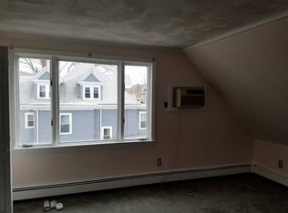 2 Chamberlain Ave #4, Winthrop, MA 02152