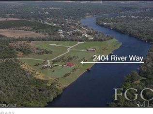 2404 River Way, Labelle, FL 33935