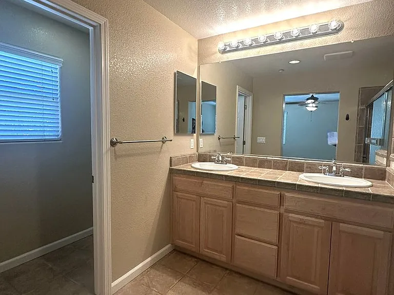 1377 Reagan Way — Photo 22