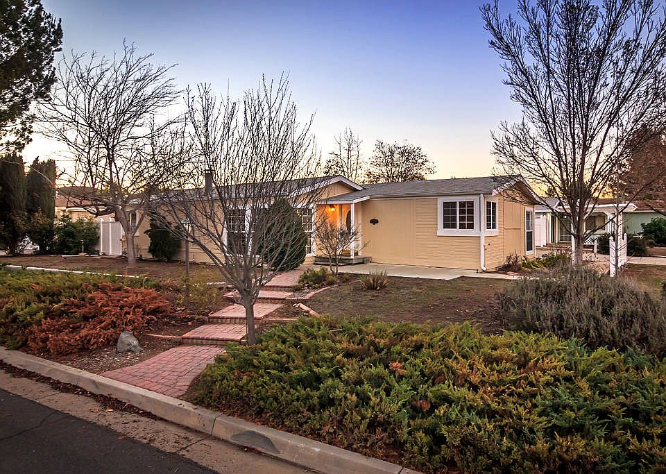 1st image of 33388 Mill Pond Dr