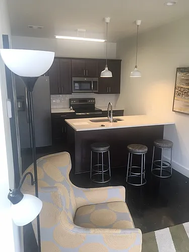 211 Cate Ave Photo 1
