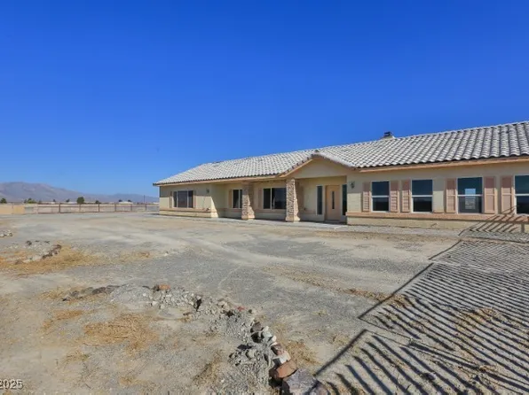 2790 Camellia St, Pahrump, NV 89048