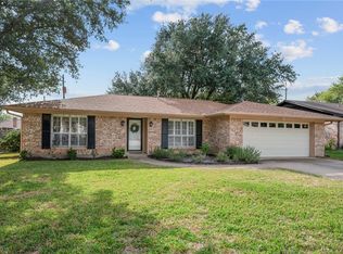 2810 Hillside Dr, Bryan, TX 77802