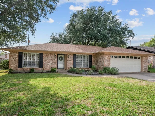 2810 Hillside Dr, Bryan, TX 77802