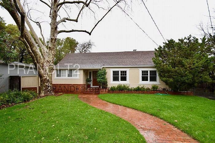 1st image of 70 Brookmead Pl