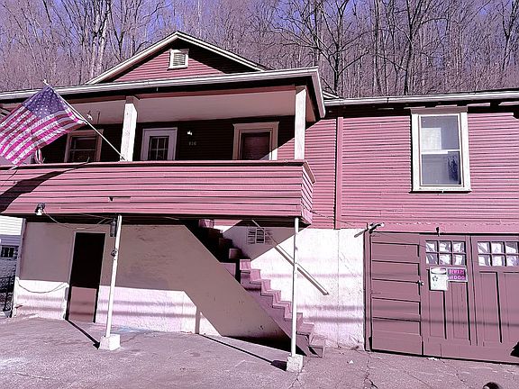 5th image of 836 S Park Rd SE