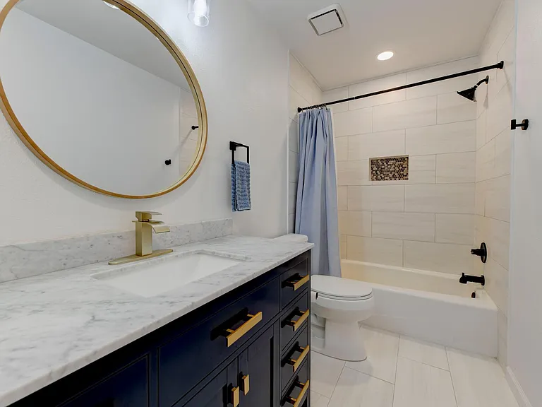 Guest bath