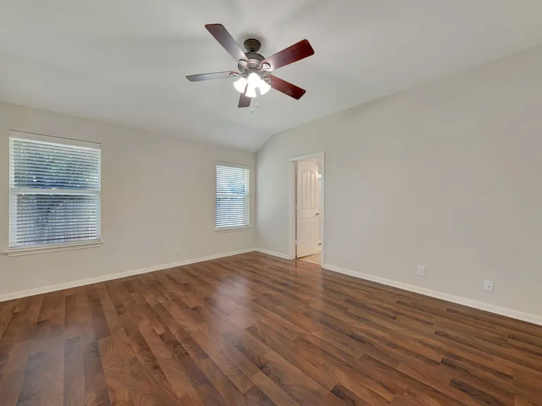 116 Encina Cv — Photo 12