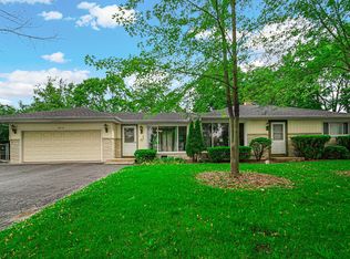 3810 Bobwhite Ln, Rolling Meadows, IL 60008