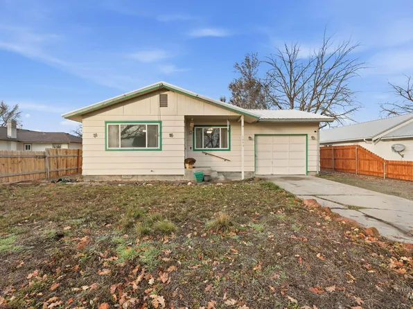 1095 N 6th St, Payette, ID 83661