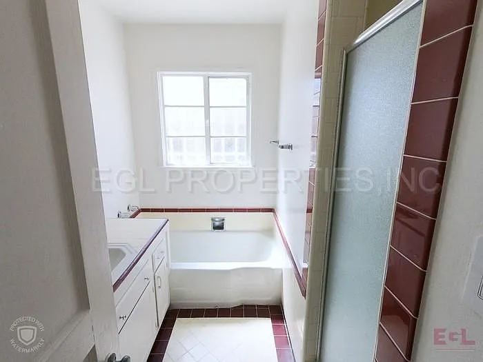 925 S Le Doux Rd #1 — Photo 13