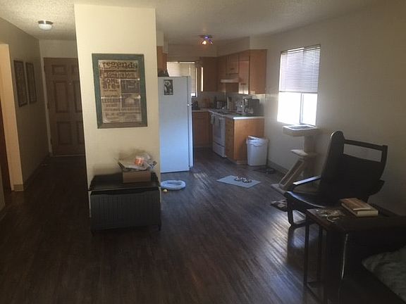 5th image of 614 S Blaine St APT 1