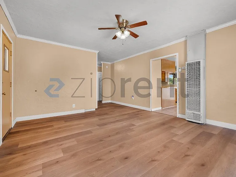 1851 Donax Ave #1851 DONAX AVE — Photo 2