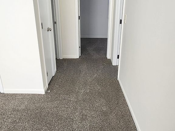 5th image of 1274 Robinwood Dr APT D