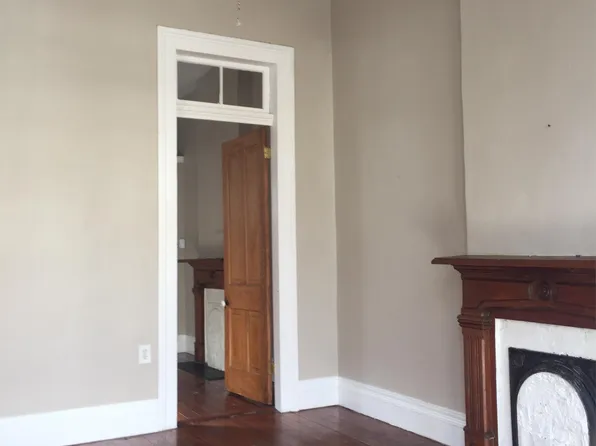 1916 Constantinople St, New Orleans, LA 70115