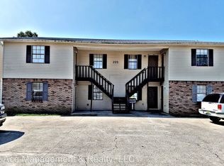 225 8th St SW APT 7, Decatur, AL 35601