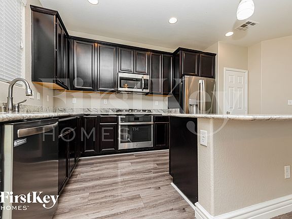5th image of 5605 Balsam St