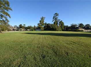 Sulphur Ave, Westlake, LA 70669