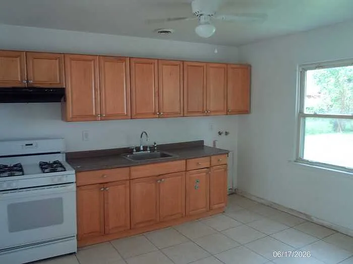 26751 Belanger St — Photo 5