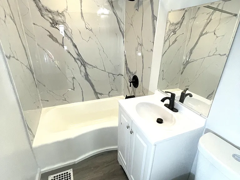 2206 Wallace St #1 — Photo 11