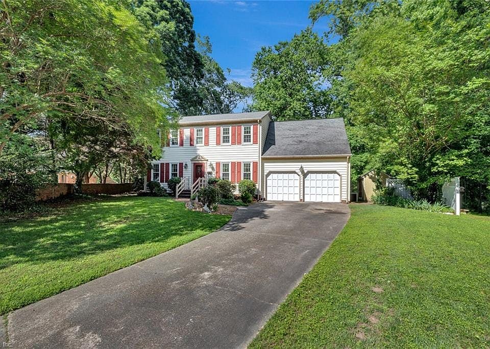1st image of 10 Wayfin Cir
