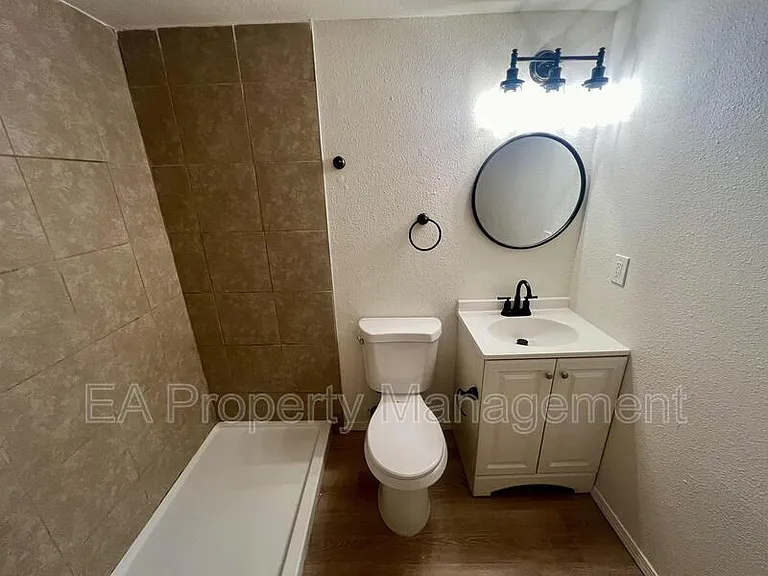 1320 Martin Luther King Ave NE #9 — Photo 6